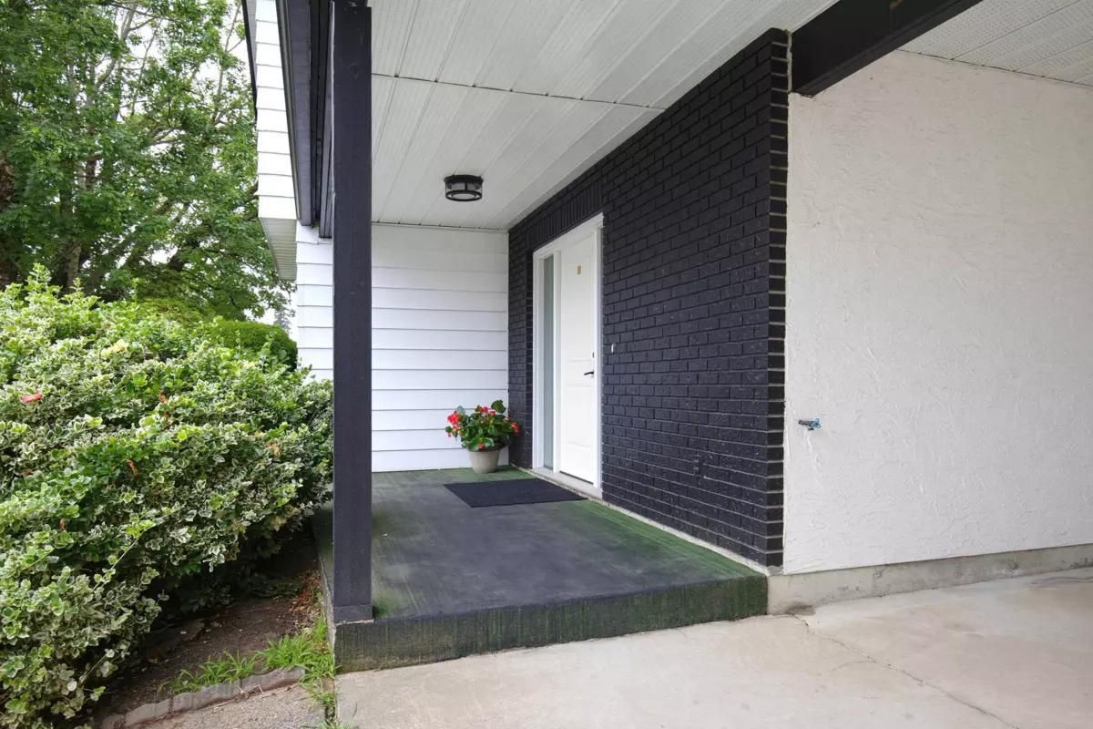 Exterior Rear Photo of 34865 Mcleod Avenue, Abbotsford, BC