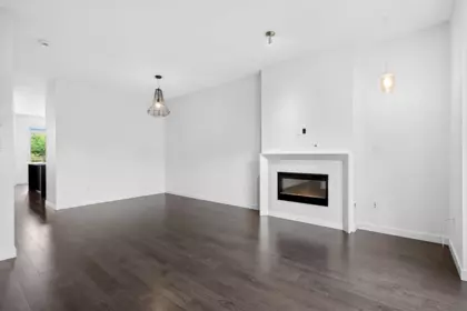 Primary Bedroom Photo of 35 3400 Devonshire Avenue, Coquitlam, BC