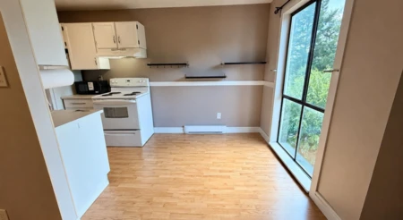 Kitchen Island Photo of 312 9952 149 Street, Surrey, BC