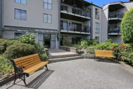 312 9952 149 Street, Surrey, BC