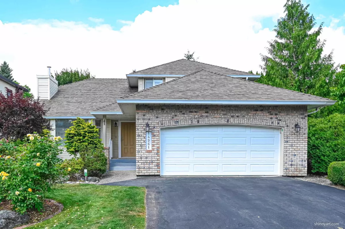 Family Room Photo of 14961 86a Avenue, Surrey, BC