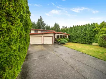 8880 Carmichael Street, Richmond, BC, Richmond — Single Family Residence for sale