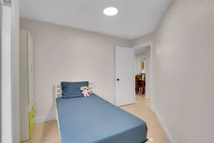 Entry Foyer Photo of 111 7171 121 Street, Surrey, BC