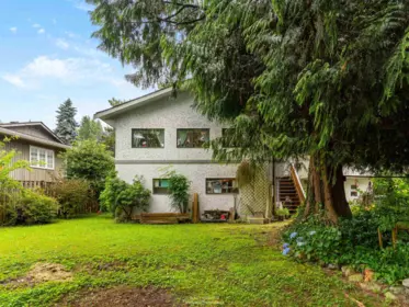 Backyard Photo of 2599 Masefield Road, North Vancouver, BC