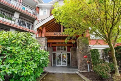 405A 45595 Tamihi Way, Chilliwack, BC, Chilliwack — Apartment/Condo for sale