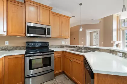 405A 45595 Tamihi Way, Chilliwack, BC, Chilliwack — Apartment/Condo for sale