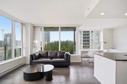 1403 3100 Windsor Gate, Coquitlam, BC, Coquitlam — Apartment/Condo for sale