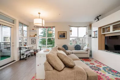 Breakfast Nook Photo of A319 8150 207 Street, Langley, BC