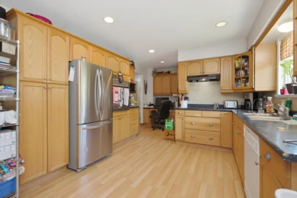 Kitchen Photo of 34828 Brient Street, Mission, BC