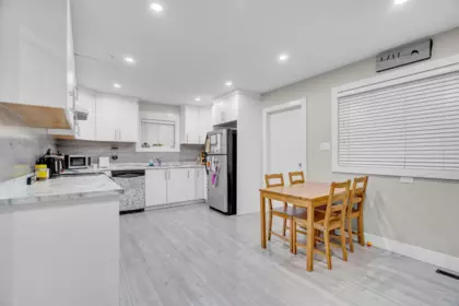 Breakfast Nook Photo of 17834 60 Avenue, Surrey, BC