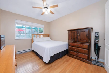 Guest Bathroom Photo of 772 Appleyard Court, Port Moody, BC