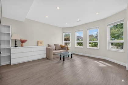 196 E 58th Avenue, Vancouver, BC, Vancouver — Single Family Residence for sale