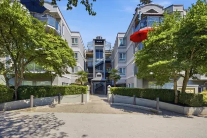 303 2250 SE Marine Drive, Vancouver, BC, Vancouver — Apartment/Condo for sale