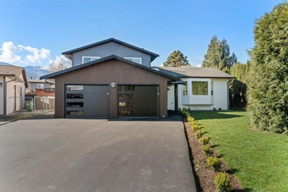 6425 Swanson Street, Chilliwack, BC, Chilliwack — Single Family Residence for sale
