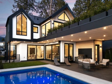 Family Room Photo of 1066 Fulton Avenue, West Vancouver, BC