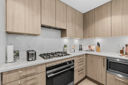 113 747 E 3rd Street, North Vancouver, BC, North Vancouver — Townhouse for sale