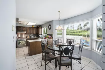Breakfast Nook Photo of 23788 72 Avenue, Langley, BC