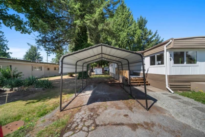 Garage Interior Photo of 39 21163 Lougheed Highway, Maple Ridge, BC