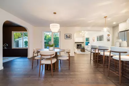 Kitchen Photo of 15512 112 Avenue, Surrey, BC