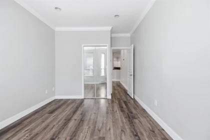 Guest Bathroom Photo of 102 8139 121a Street, Surrey, BC