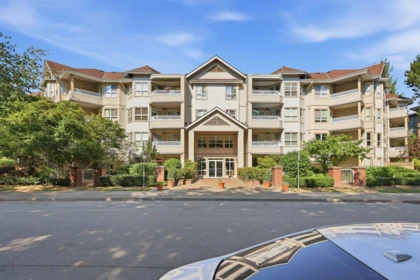102 8139 121a Street, Surrey, BC, Surrey — Apartment/Condo for sale