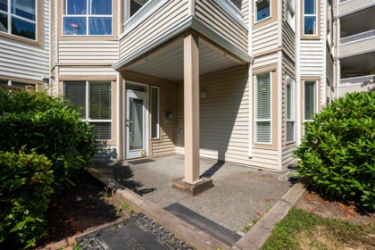 Staircase Photo of 102 8139 121a Street, Surrey, BC