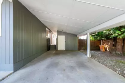 Community Amenities Photo (Clubhouse) of 22928 117 Avenue, Maple Ridge, BC