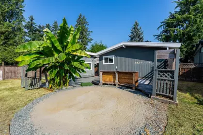 Hot Tub / Spa Photo of 22928 117 Avenue, Maple Ridge, BC