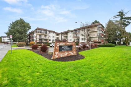 209 2414 Church Street, Abbotsford, BC, Abbotsford — Apartment/Condo for sale