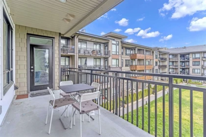 Primary Bedroom Photo of 305 31158 Westridge Place, Abbotsford, BC