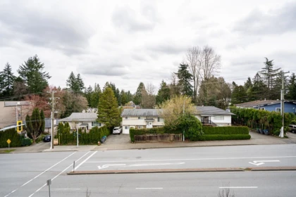 Outdoor Deck Photo of 405 15388 105 Avenue, Surrey, BC