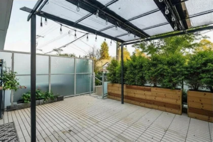 Family Room Photo of 204 2435 Kingsway, Vancouver, BC