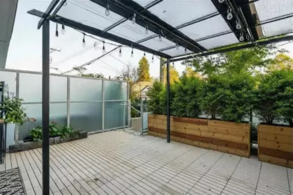 Powder Room Photo of 204 2435 Kingsway, Vancouver, BC