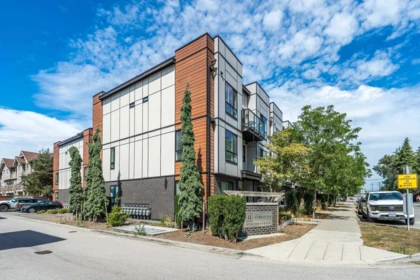14 19790 55a Avenue, Langley, BC, Langley — Townhouse for sale