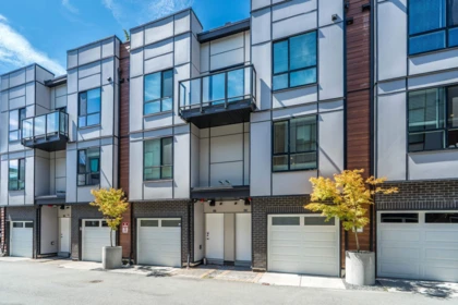 14 19790 55a Avenue, Langley, BC, Langley — Townhouse for sale