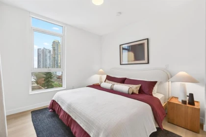 604 6087 Wilson Avenue, Burnaby, BC, Burnaby — Apartment/Condo for sale