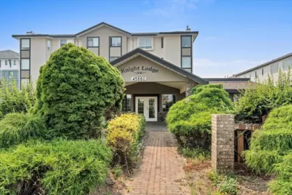 203 45660 Knight Road, Chilliwack, BC, Chilliwack — Apartment/Condo for sale