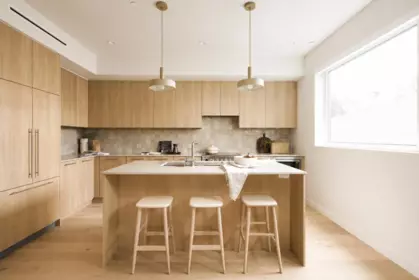 1 2063 E 13th Avenue, Vancouver, BC, Vancouver — Half Duplex for sale