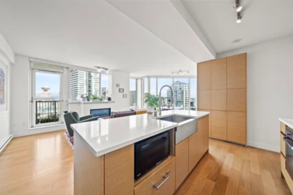 2505 565 Smithe Street, Vancouver, BC, Vancouver — Apartment/Condo for sale