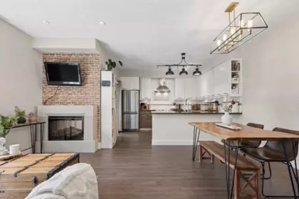 Kitchen Photo of 206 1273 Marine Drive, North Vancouver, BC