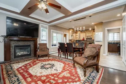 Kitchen Island Photo of 7833 147a Street, Surrey, BC