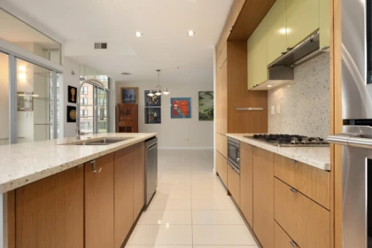 Dining Area Photo of 1404 1205 Howe Street, Vancouver, BC