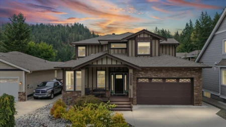 65733 Valley View Place, Hope, BC, Hope — Single Family Residence for sale