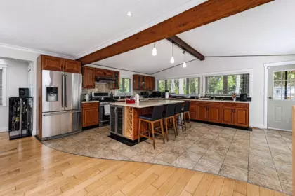 Breakfast Nook Photo of 1130 Handsworth Road, North Vancouver, BC