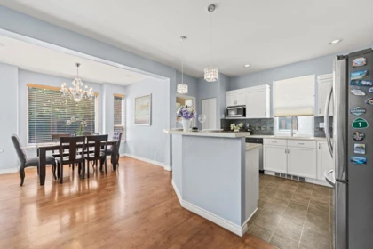 Breakfast Nook Photo of 3307 Rosemary Heights Crescent, Surrey, BC