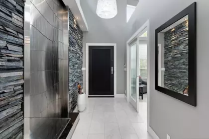 Family Room Photo of 15461 18th Avenue, Surrey, BC