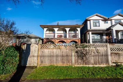 Family Room Photo of 557 E 58th Avenue, Vancouver, BC