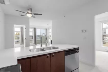407 4550 Fraser Street, Vancouver, BC, Vancouver — Apartment/Condo for sale