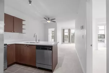 407 4550 Fraser Street, Vancouver, BC, Vancouver — Apartment/Condo for sale