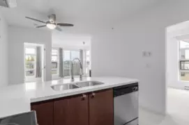 407 4550 Fraser Street, Vancouver, BC